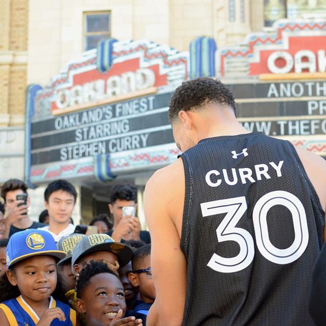 Oh, you know. Just our 4pm meeting with @stephencurry30. (To say that we were excited would be an understatement) #WarriorsGround #DubNation ⠀
-
📸: @chriskiuchi, @atjian, and @alison__clarke